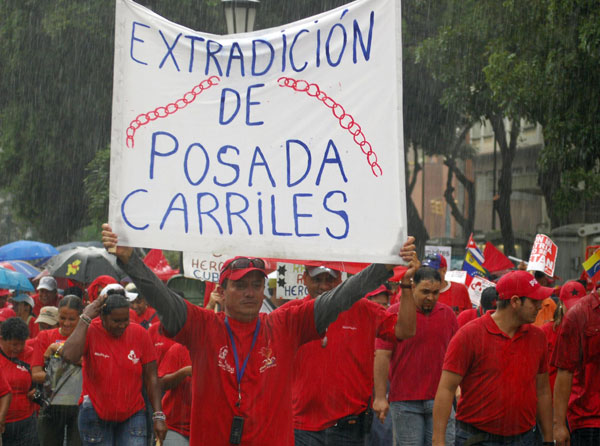 Marchan por los Cinco en Caracas