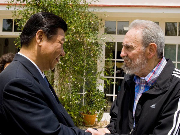 Fidel y Xin Jinping