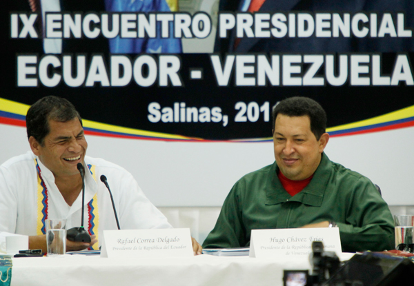 Rafael Correa y Hugo Chávez