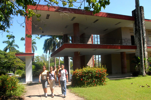Universidades cubanas