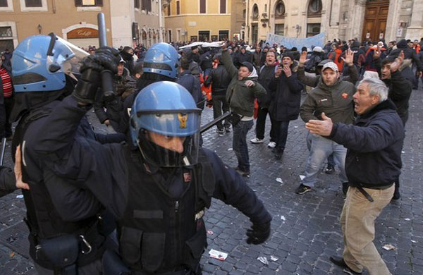 Policía italiana 