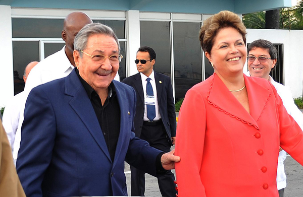 El Presidente Raúl Castro Ruz despidió a la Presidenta Dilma Rousseff