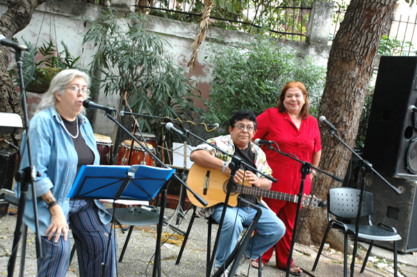  Sara González con Augusto Blanca.