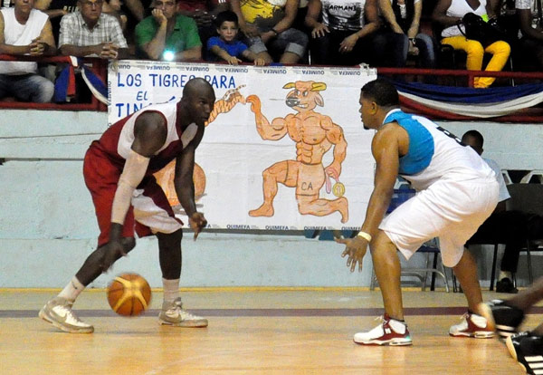 Liga Superior masculina de baloncesto