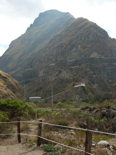 Tren de Alfaro volverá a unir costa y sierra ecuatoriana