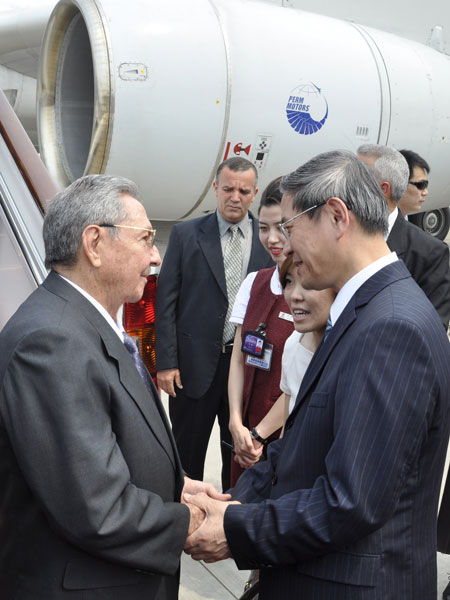 Inicia Raúl visita oficial a China