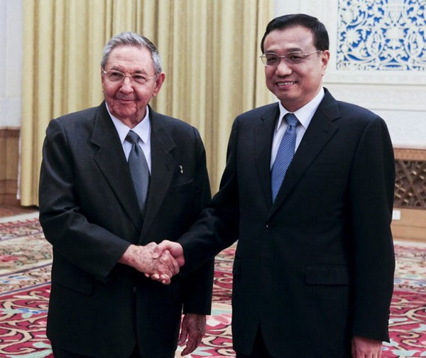 Raúl Castro y Li Keqiang