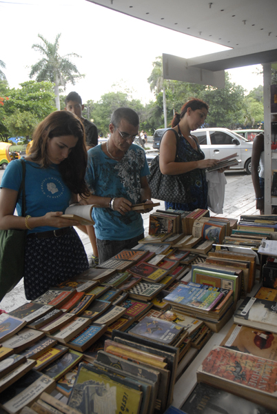 Variadas ofertas en Noche de los Libros