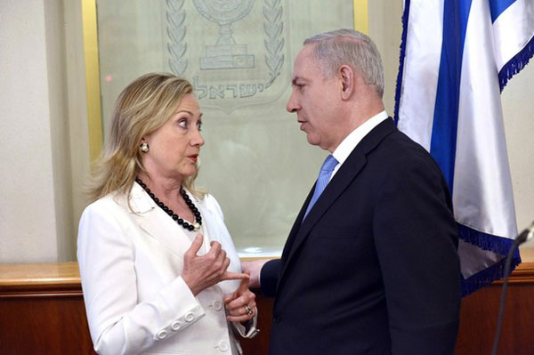 Clinton y el primer ministro israelí Benjamin Netanyahu