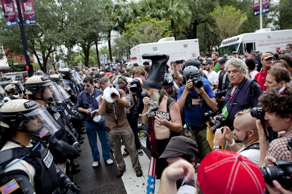 Policía antimotines