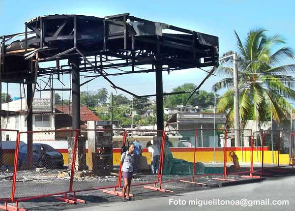 Incendio en gasolinera de Santiago de Cuba