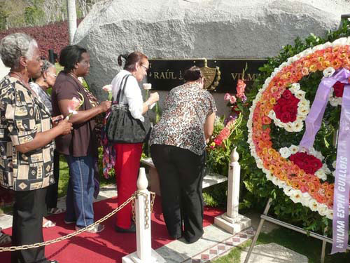 Homenaje a Vilma Espín