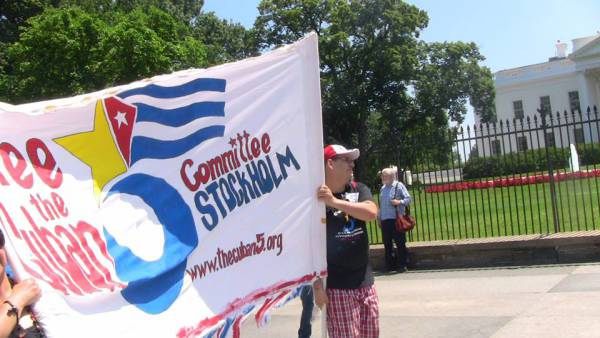 Plantón internacional 