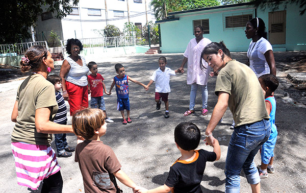 Unicef reconoce la forma en que se atienden en Cuba