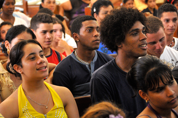 Adolescentes y jóvenes