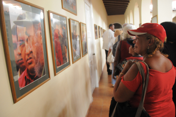 Exposición de Fidel y Chávez