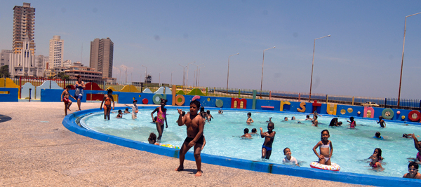 Piscina del parque Nené Traviesa