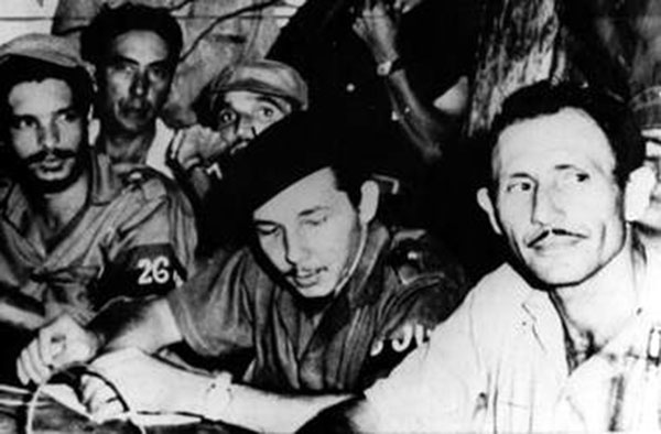 Joven Comandante Raúl Castro