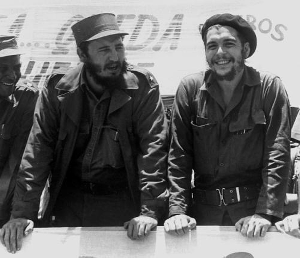 Fidel Castro y Ernesto Che Guevara