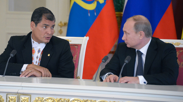 Presidentes de Ecuador, Rafael Correa; y Rusia, Vladimir Putin;
