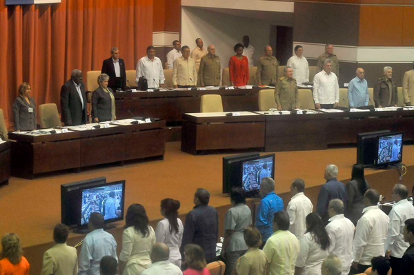 Sesiona en plenaria Asamblea Nacional del Poder Popular en Cuba