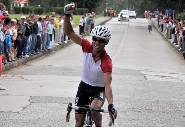 Vicente Sanabria gana Clásico Camagüey-Habana