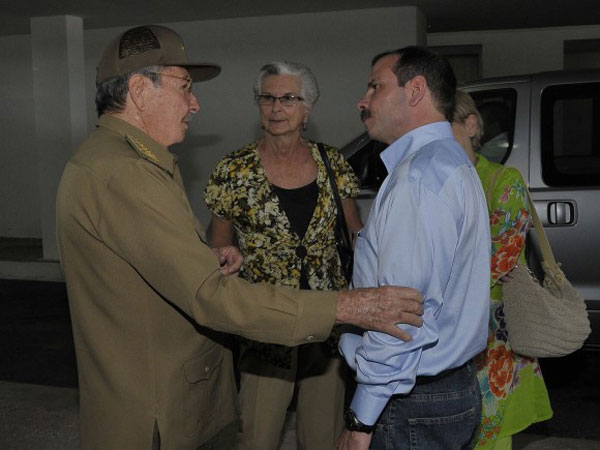 Recibió Raúl a Fernando González