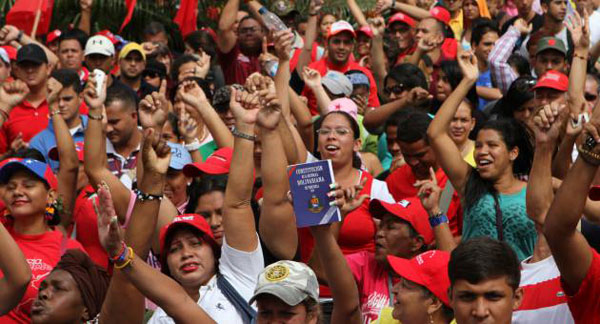  Jóvenes chavistas