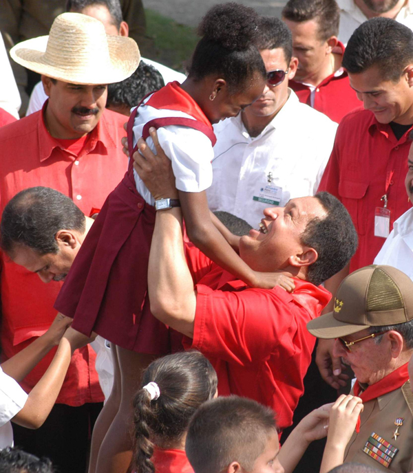 Chávez, Raúl y Maduro en Santiago de Cuba