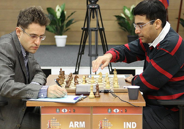 Viswanathan Anand arrancó muy bien