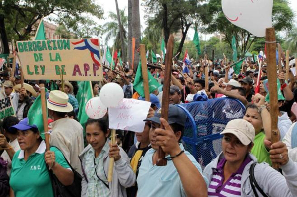 Manifestaciones en Paraguay