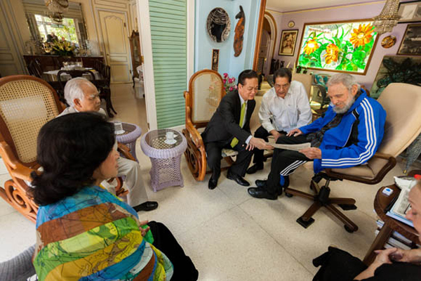 Encuentro de Fidel con Nguyen Tan Dung