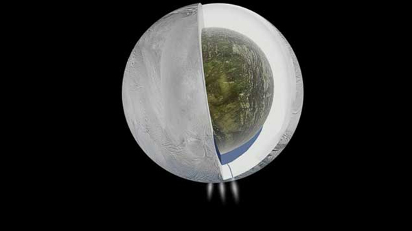 Luna de Saturno tiene agua subterránea