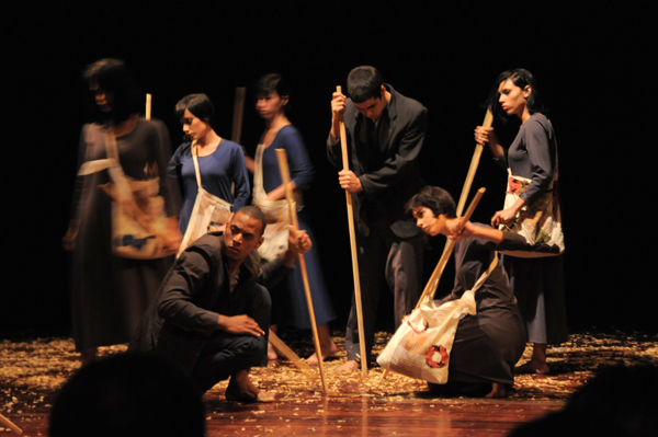 Danza Teatro Retazos 