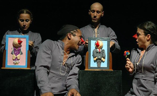Grupo de teatro "Teatro sobre el camino"