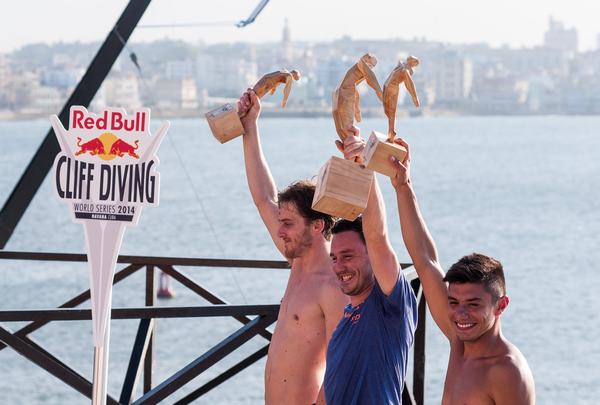 Finalistas de la primera fase del Torneo Red Bull Cliff Diving 2014
