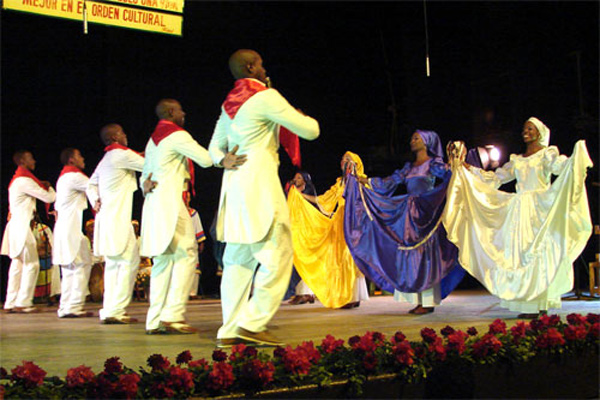 Ballet Folklórico de Oriente