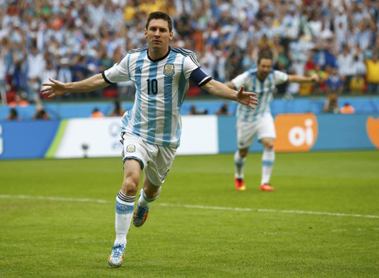 Messi pone el primer tanto de este partido