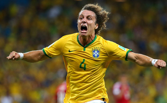 David Luiz celebrando el segundo gol