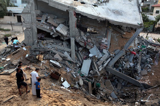 Continúan bombardeos contra Gaza