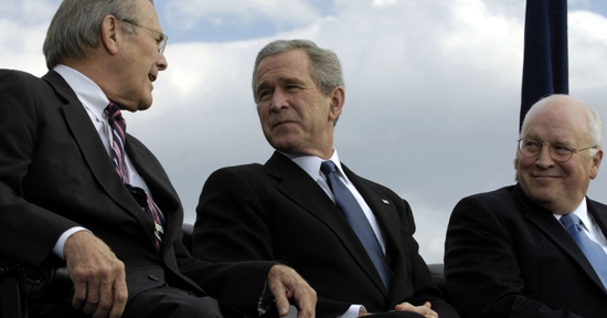 Donald Rumsfeld, George W. Bush y Dick Cheney