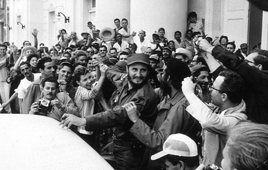 El pueblo recibió con vítores a Fidel y a los barbudos