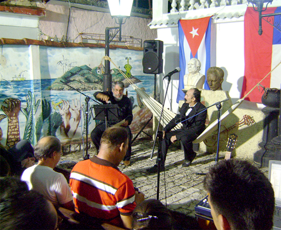 Albellar interpretando a Martí