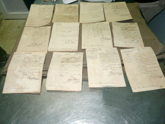 Documentos confiscados a un viajero holandés