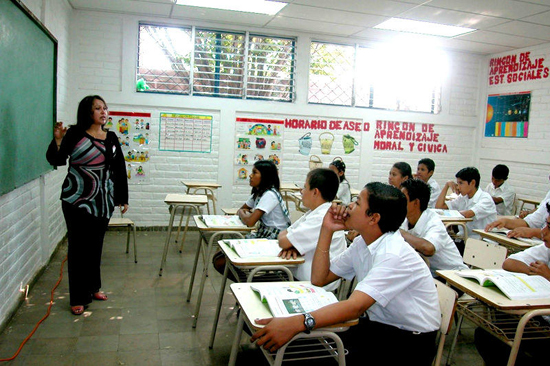 Economía cubana recibió de la Educación Superior más de 30 millones de CUC