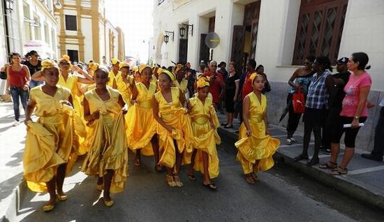 Estudiantes de Ballet Folklórico