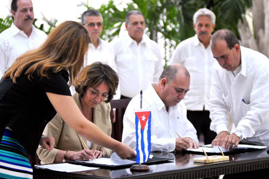 Marisol Touraine y Roberto Morales Ojeda