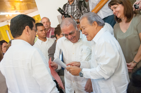 Salvador Sánchez Cerén resalta logros científicos cubanos