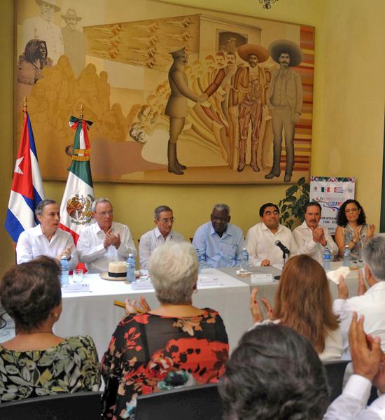 Debaten en Cuba parlamentarios nacionales y mexicanos