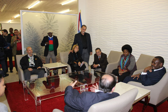 Los cinco visitan Namibia